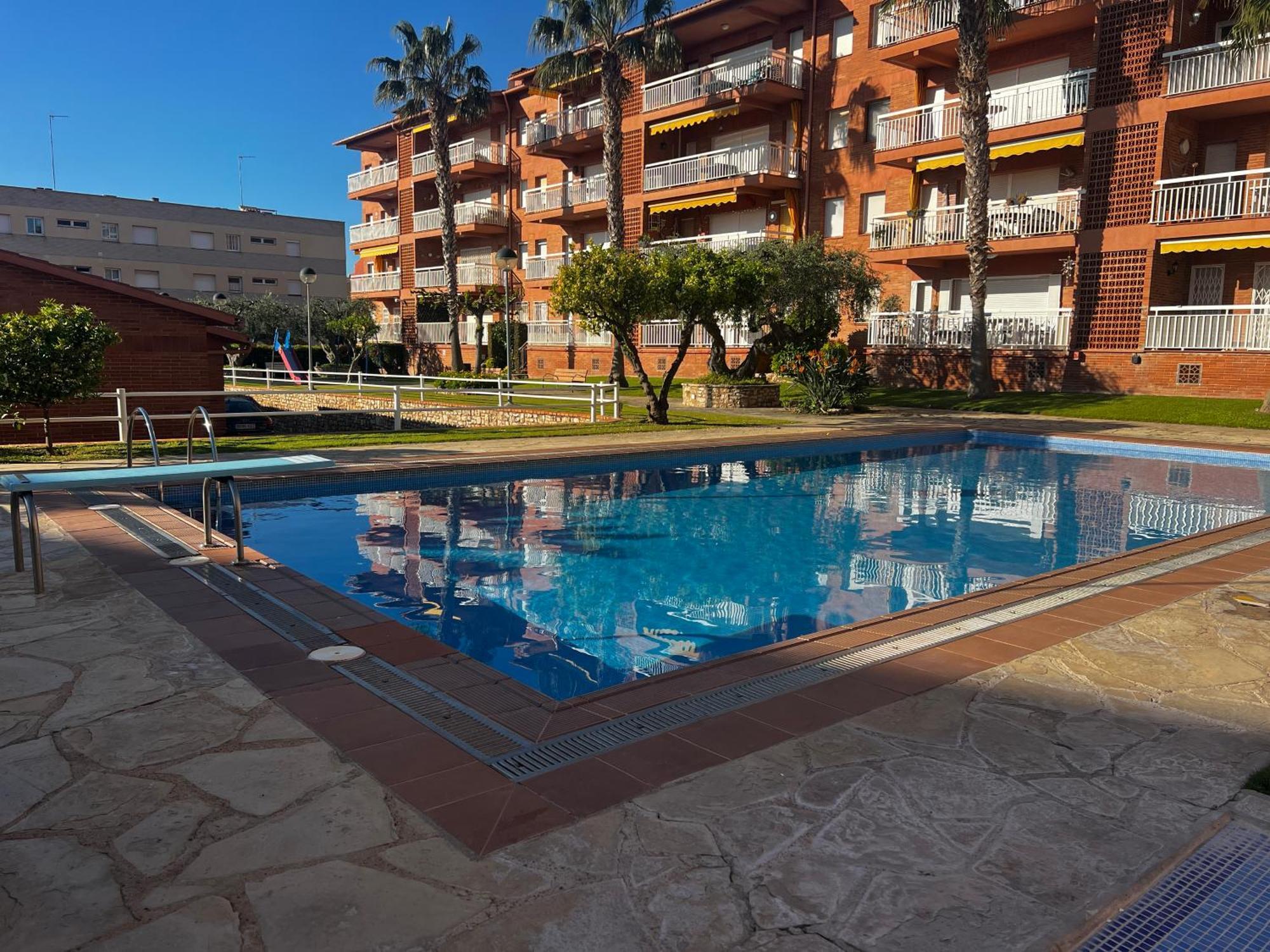 Roda Playa Roda de Bera Luaran gambar